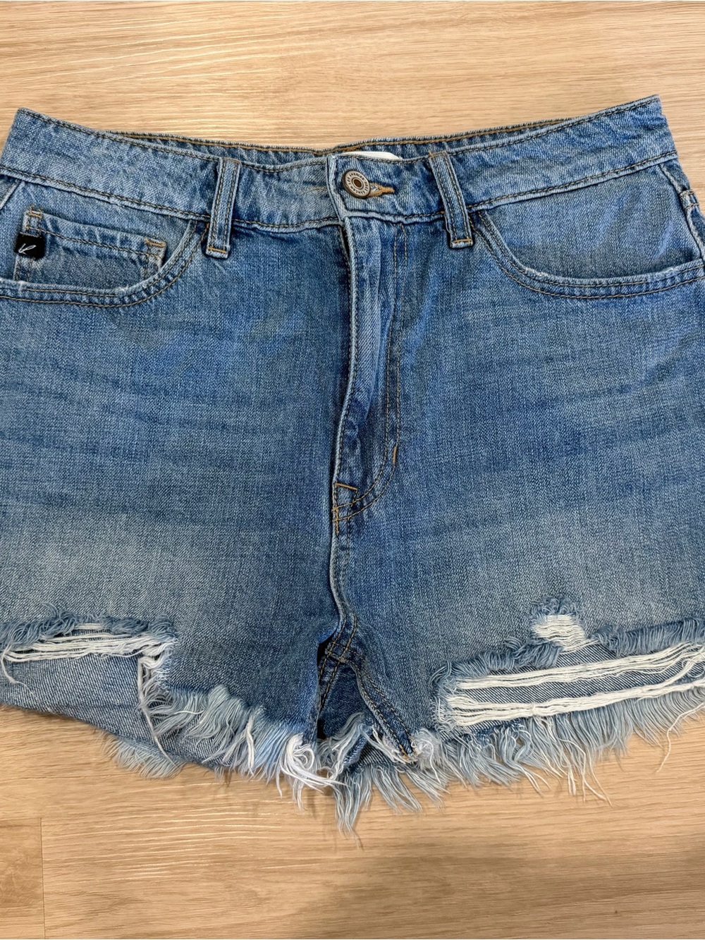 KanCan Distressed Cutoff Denim Shorts Women’s Size 9/28